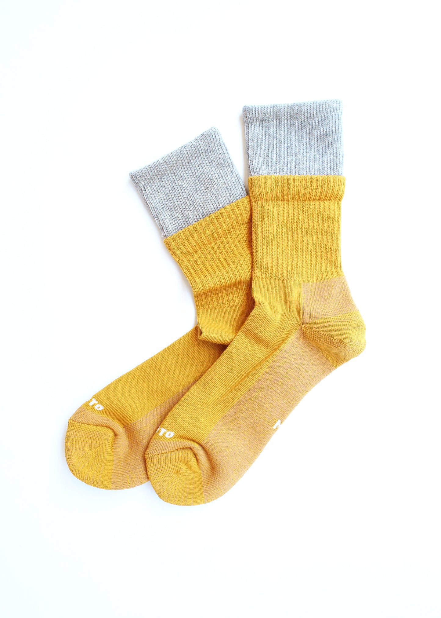 Rototo - Organic Cotton Double Layer Crew Socks, Grey / Dark Yellow