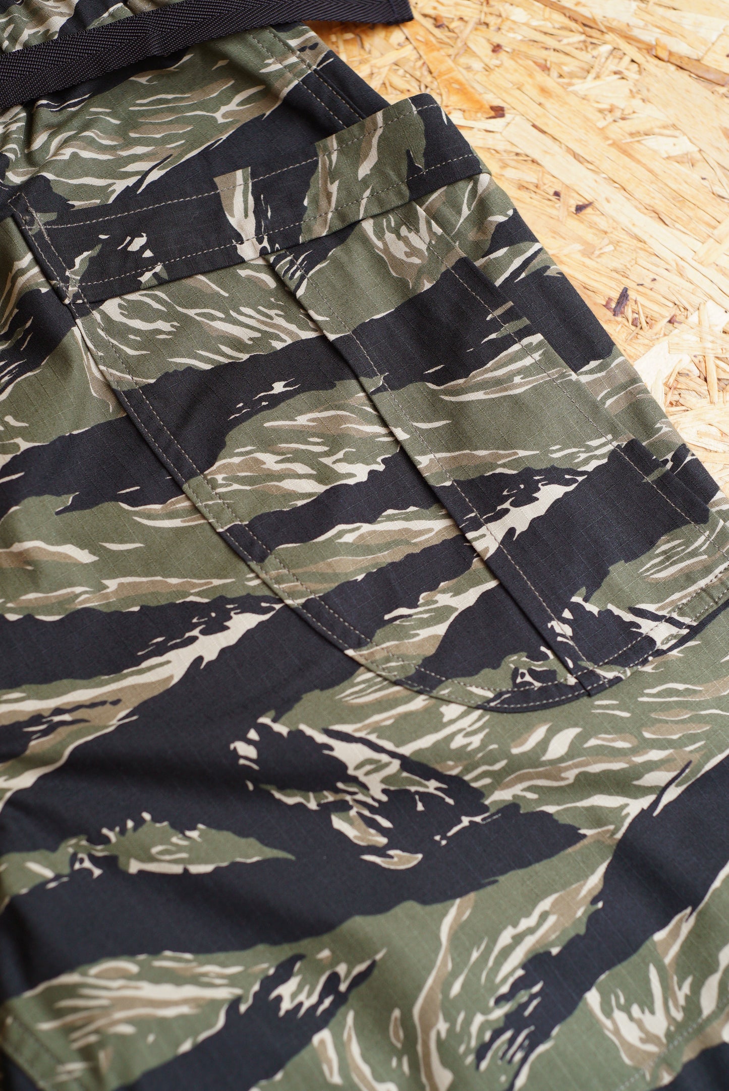 SUNNYSIDERS_*A VONTADE_*A Vontade - Fatigue Shorts, Tiger Camo_Shorts