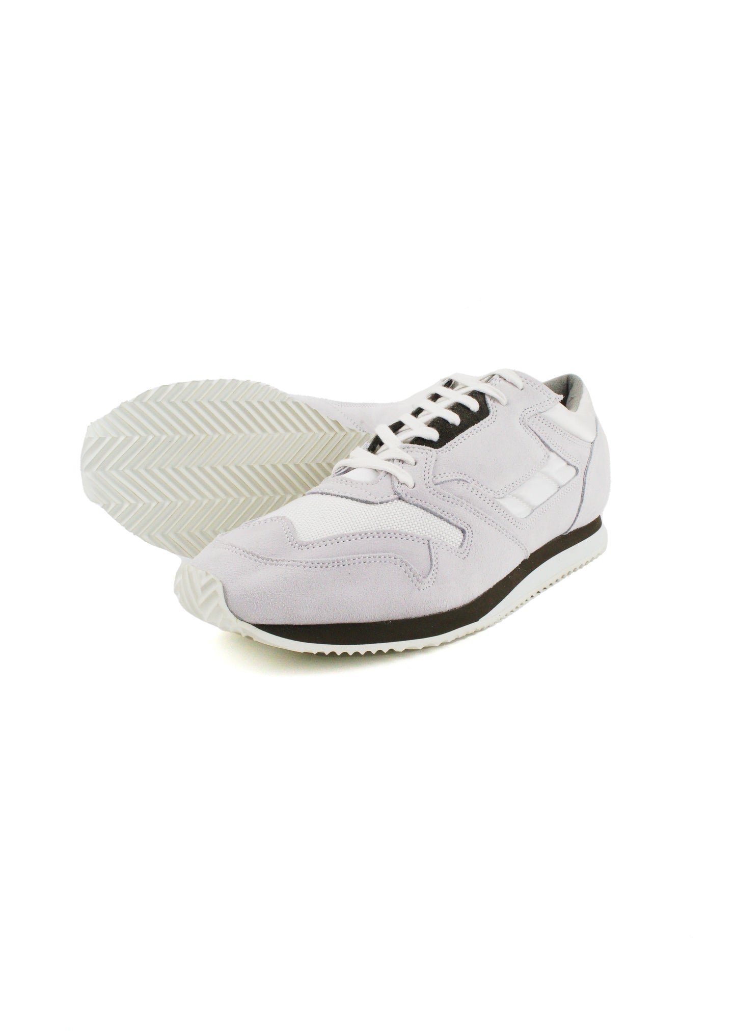 Reproduction of Found - British Military Trainer 1800FS, White/White