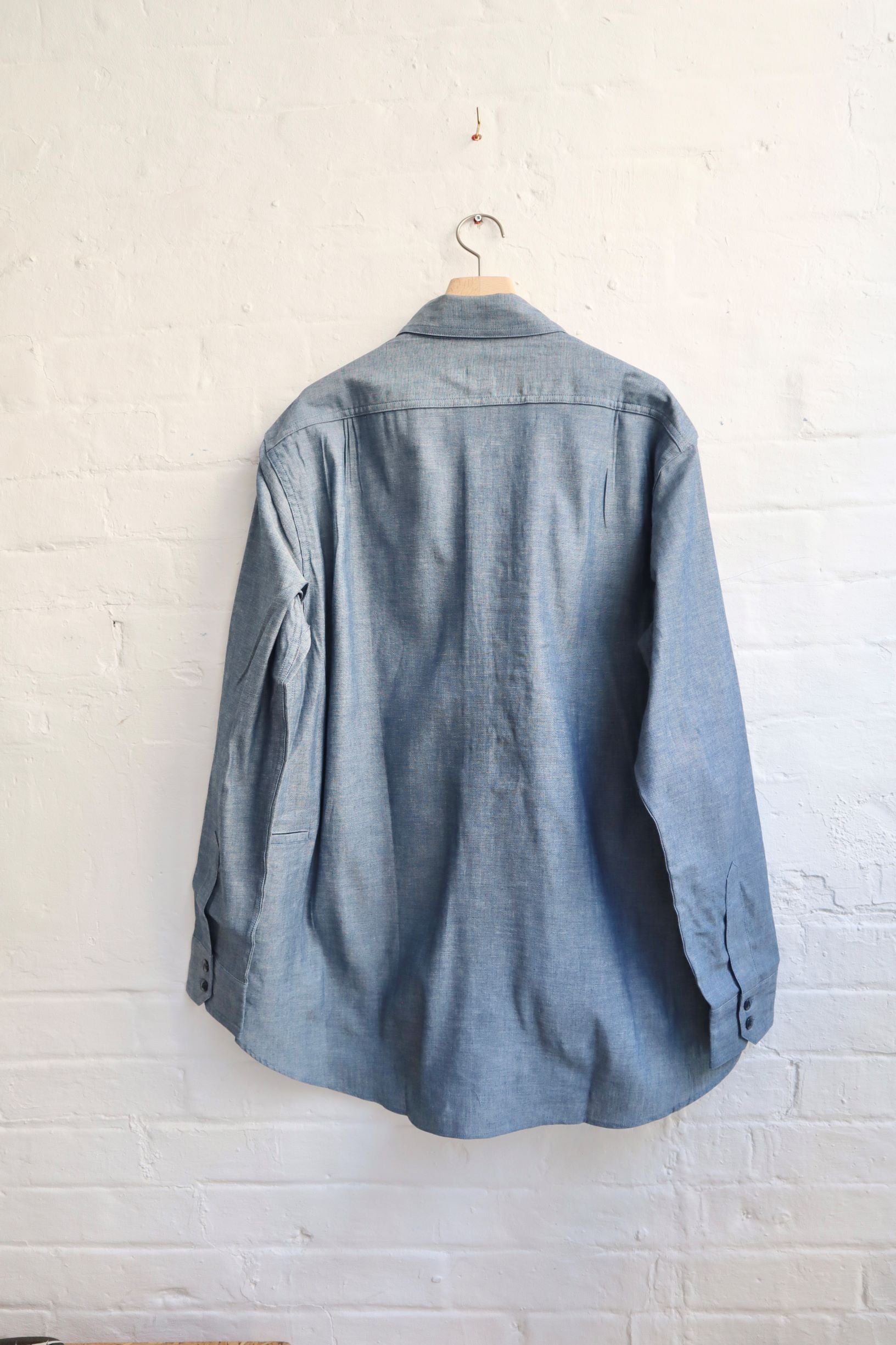 SUNNYSIDERS_SASSAFRAS_Sassafras - Gardening At Night Shirt, Blue Chambray_Shirts