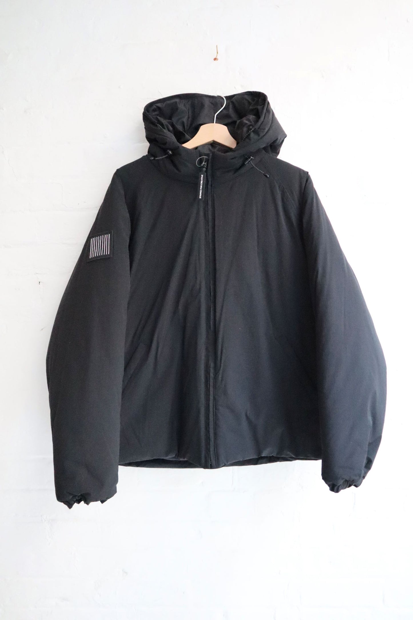 SUNNYSIDERS_SFC_SFC - Hoodie Puff Jacket, Black_Coats & Jackets