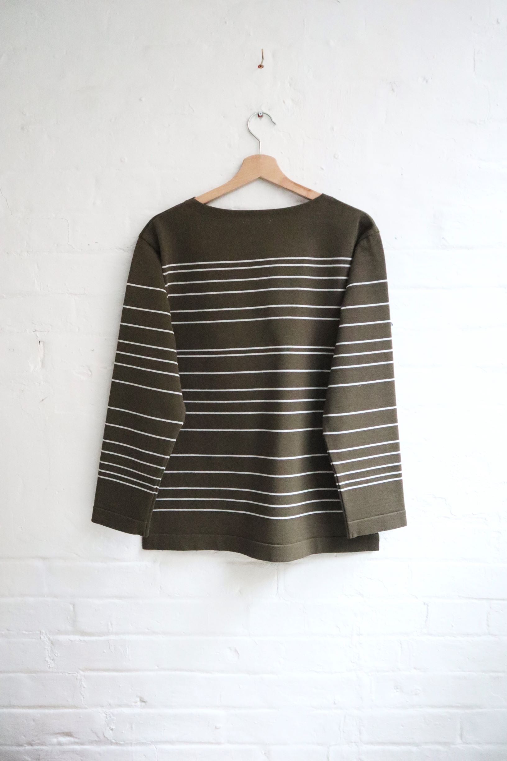 SUNNYSIDERS_FUJITO_Fujito - Basque Shirt “Pablo”, Olive & White_Sweats
