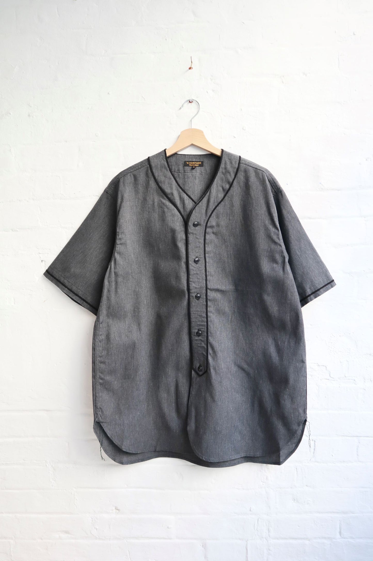 SUNNYSIDERS_*A VONTADE_*A Vontade - Baseball Shirt, Black_Shirts