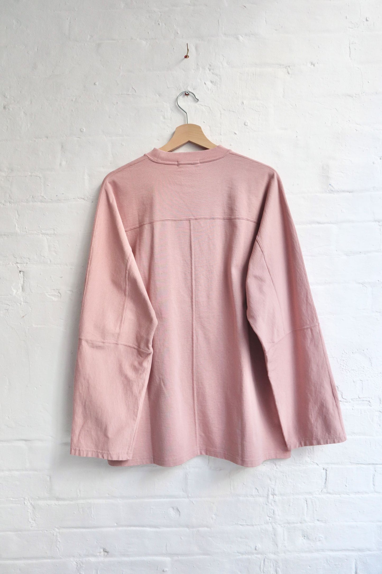 SUNNYSIDERS_FUJITO_Fujito - Long Sleeve T-Shirt, Smokey Pink_T-Shirts