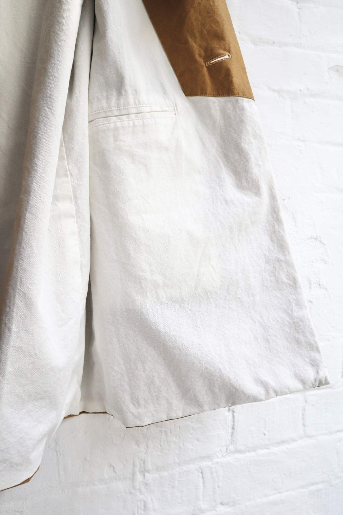 EEL - Sakura Coat, Walnut