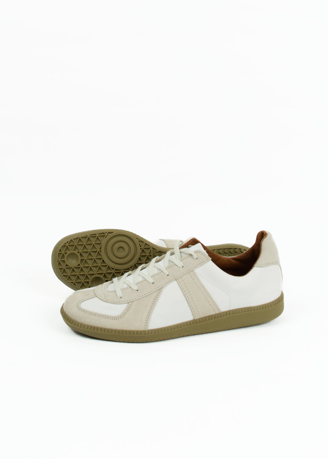 SUNNYSIDERS_REPRODUCTION OF FOUND_Reproduction of Found - German Military Trainer 1700VEF, Off White_Trainer