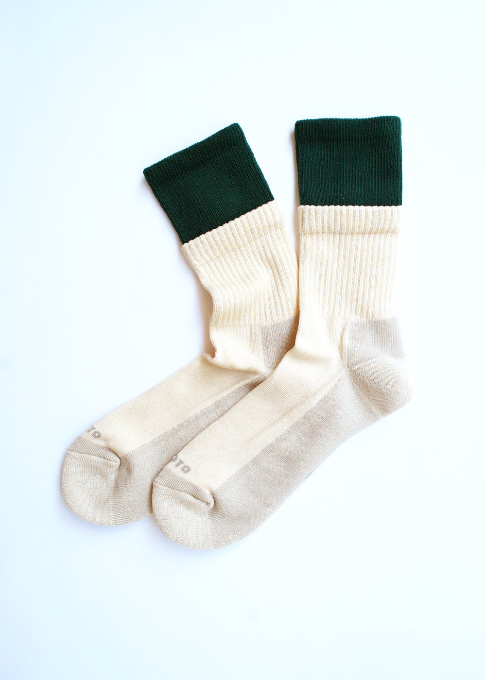 Rototo - Organic Cotton Double Layer Crew Socks, Green / Ivory