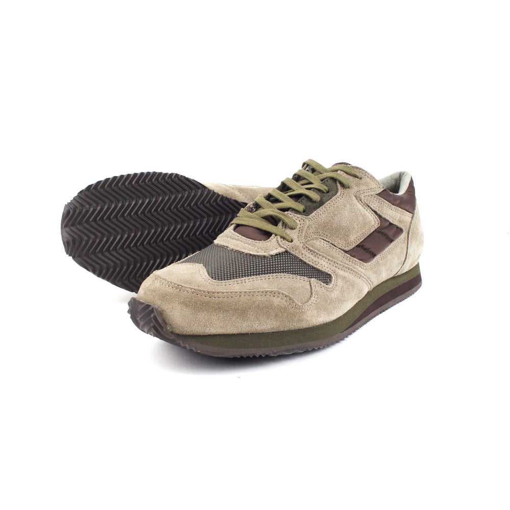 
                  
                    Reproduction of Found -  British Military Trainer 1800FS, Beige / Olive
                  
                