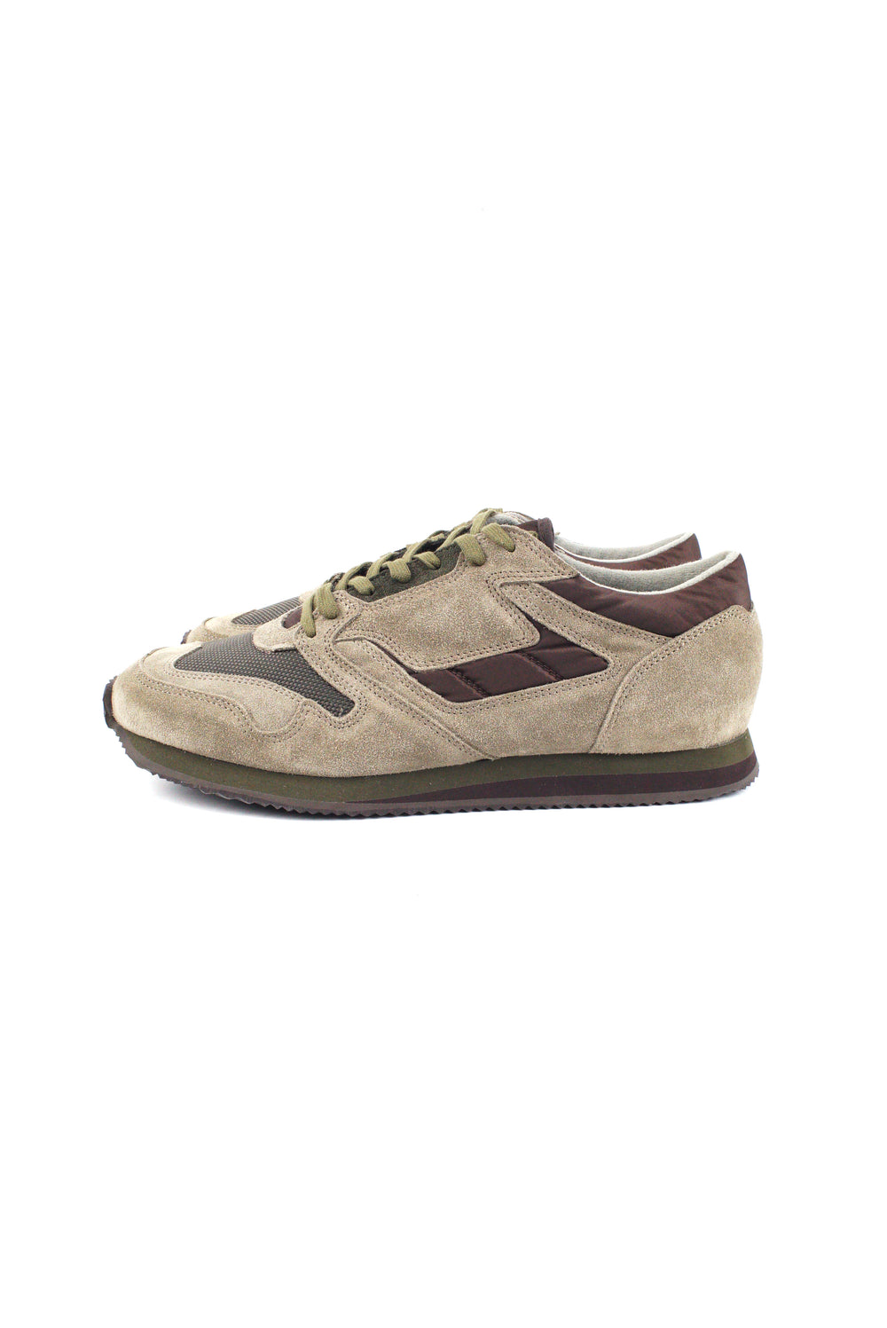 Reproduction of Found -  British Military Trainer 1800FS, Beige / Olive