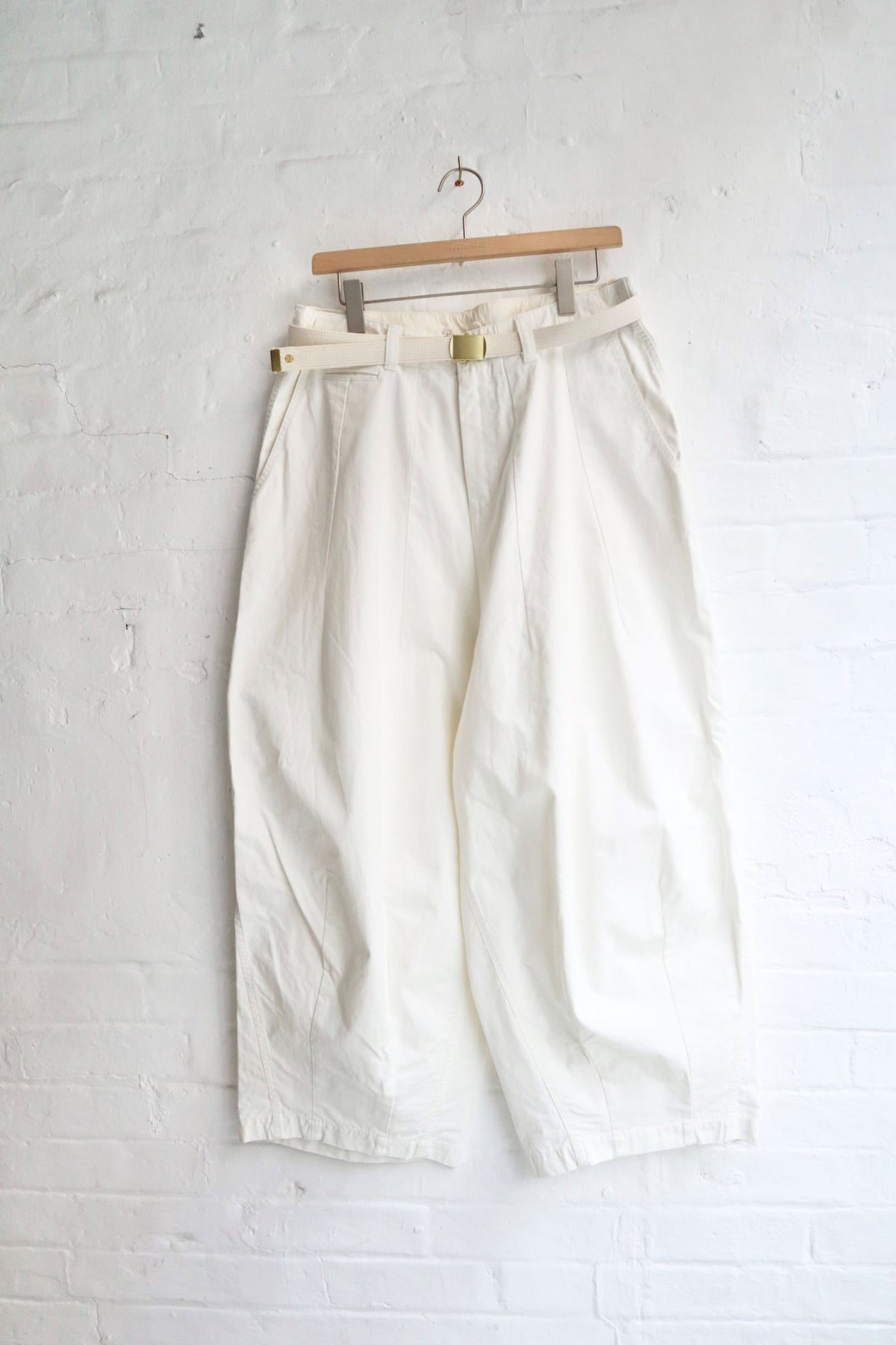 SUNNYSIDERS_Master & Co._Master & Co. - Farmers Trousers, White_Trousers