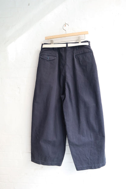 SUNNYSIDERS_Master & Co._Master & Co. - Farmers Trousers, Navy_Trousers