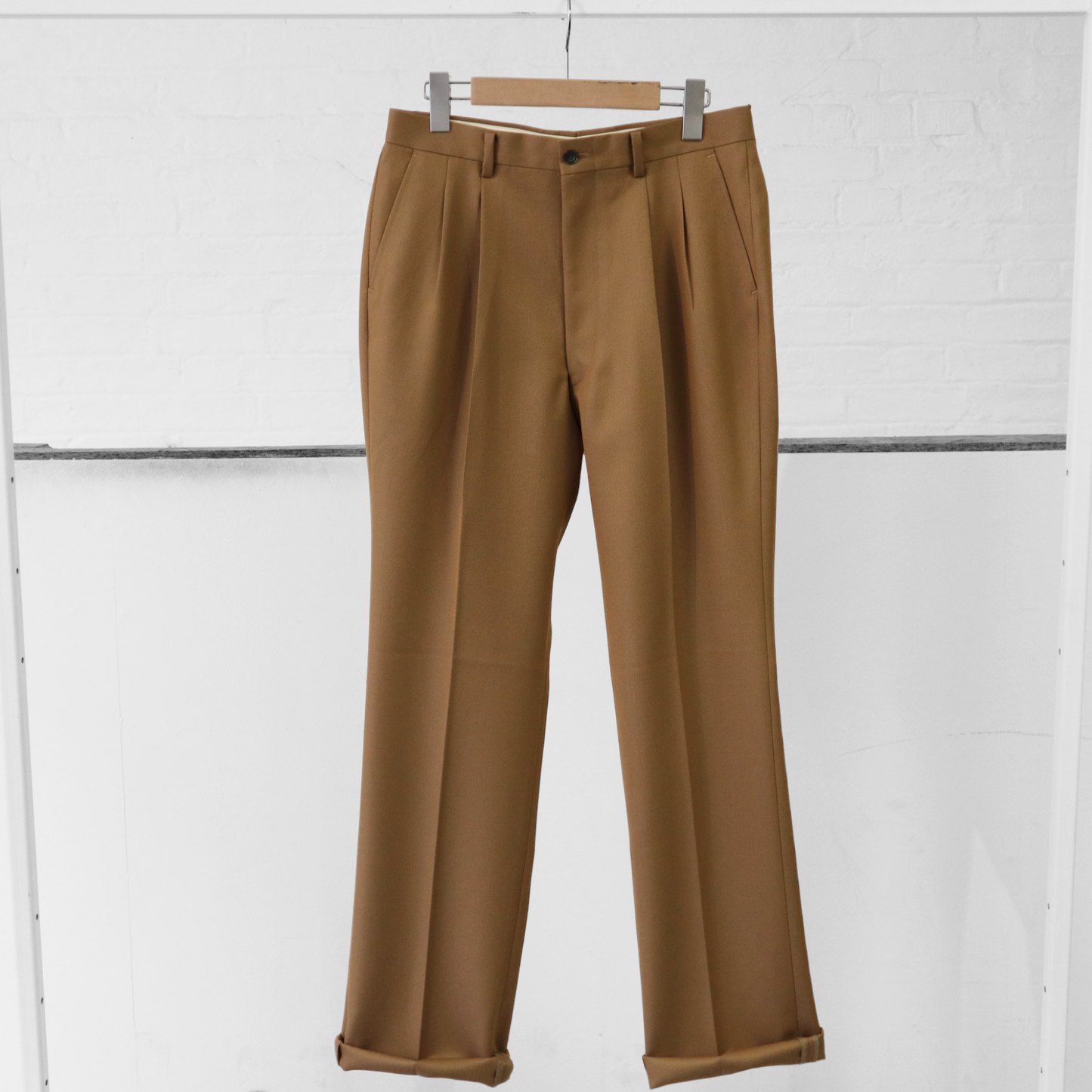 SUNNYSIDERS_SUNNYSIDERS_SS 2Pleats Trousers [AW22-036] BROWN_Trousers