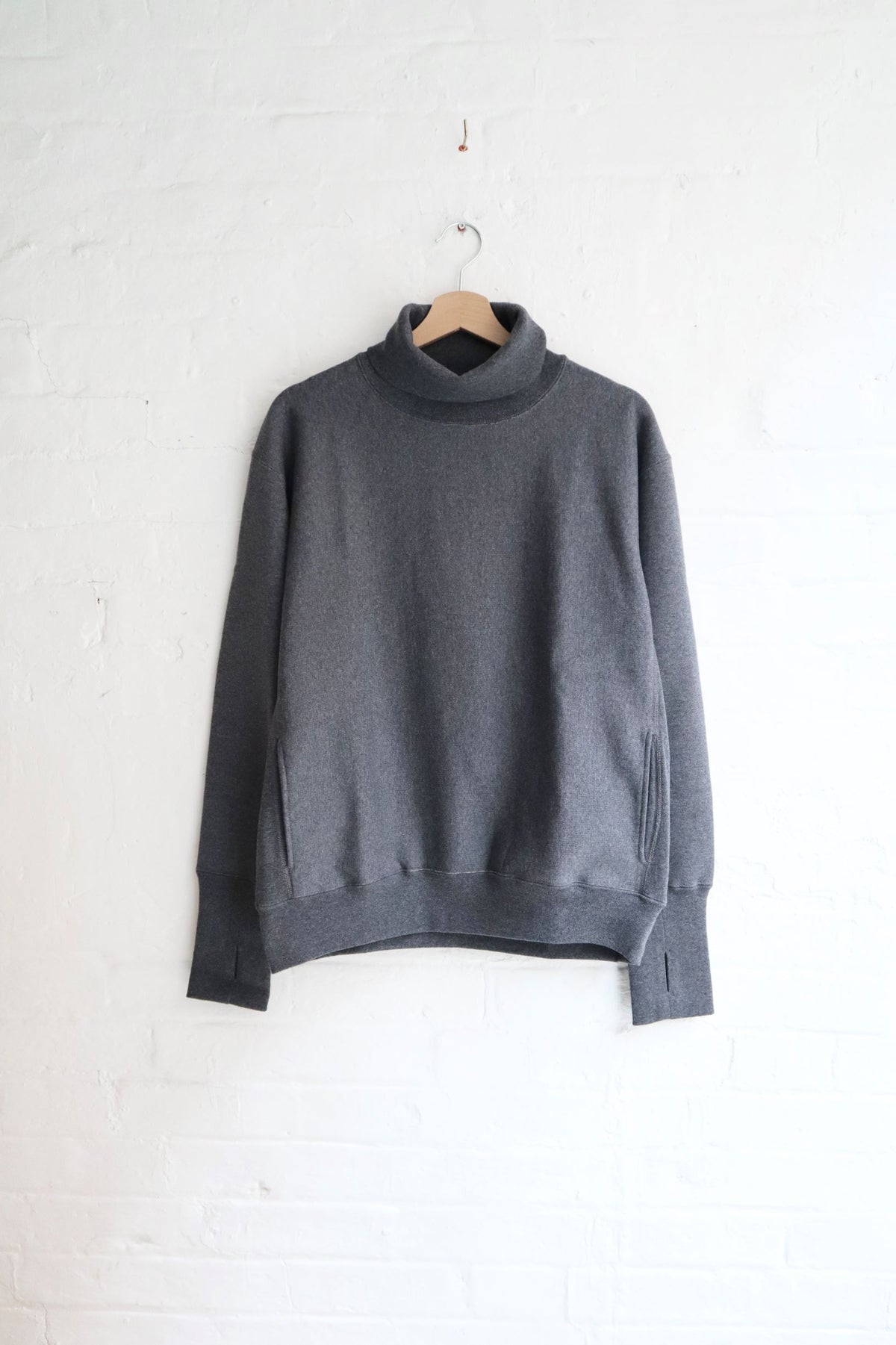 SUNNYSIDERS_*A VONTADE_*A Vontade - Turtle Neck Sweatshirt, Charcoal_Sweats