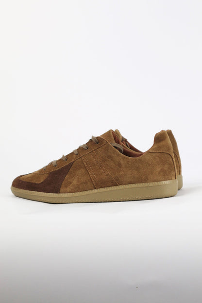 SUNNYSIDERS_REPRODUCTION OF FOUND_Reproduction of Found - German Military Trainer 1700S, Tobacco Suede_Trainer