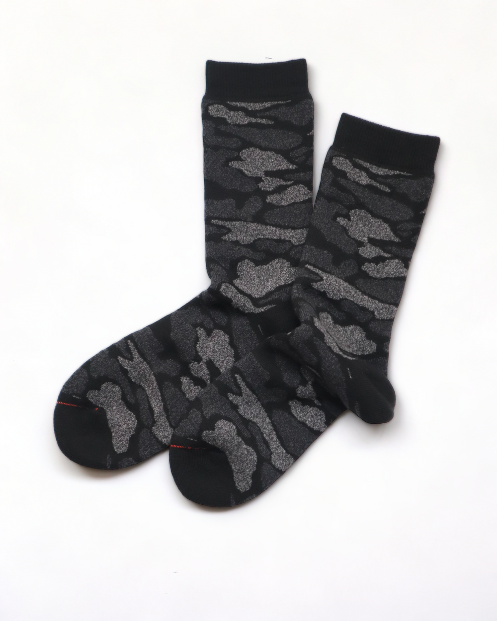 Rototo - Pile Camo Crew Socks, Black