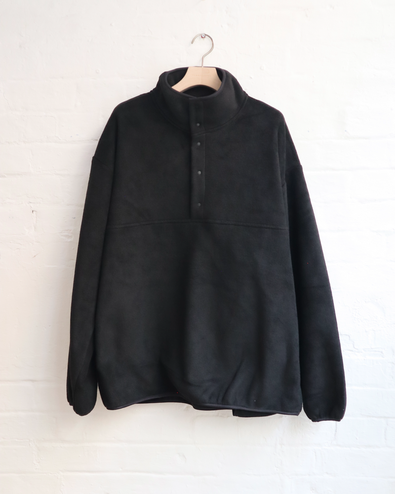 
                  
                    Fleece Pullover Jacket [SNYAW22-009] BLACK
                  
                