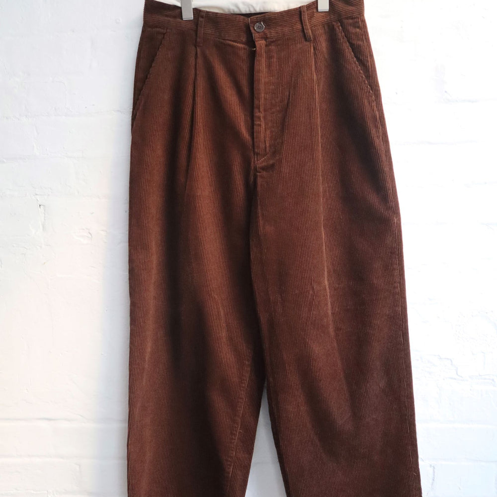 
                  
                    Corduroy crownsize trousers [H-PT027] - Brown
                  
                