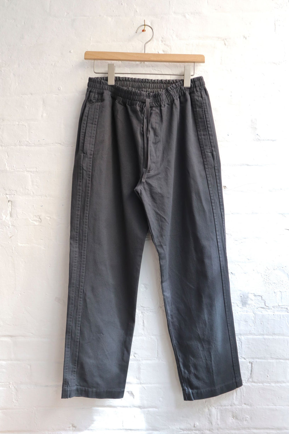 Fujito - Line Easy Pants, Charcoal