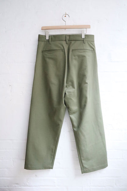 Fujito - 2 Tuck Trousers, Olive Green