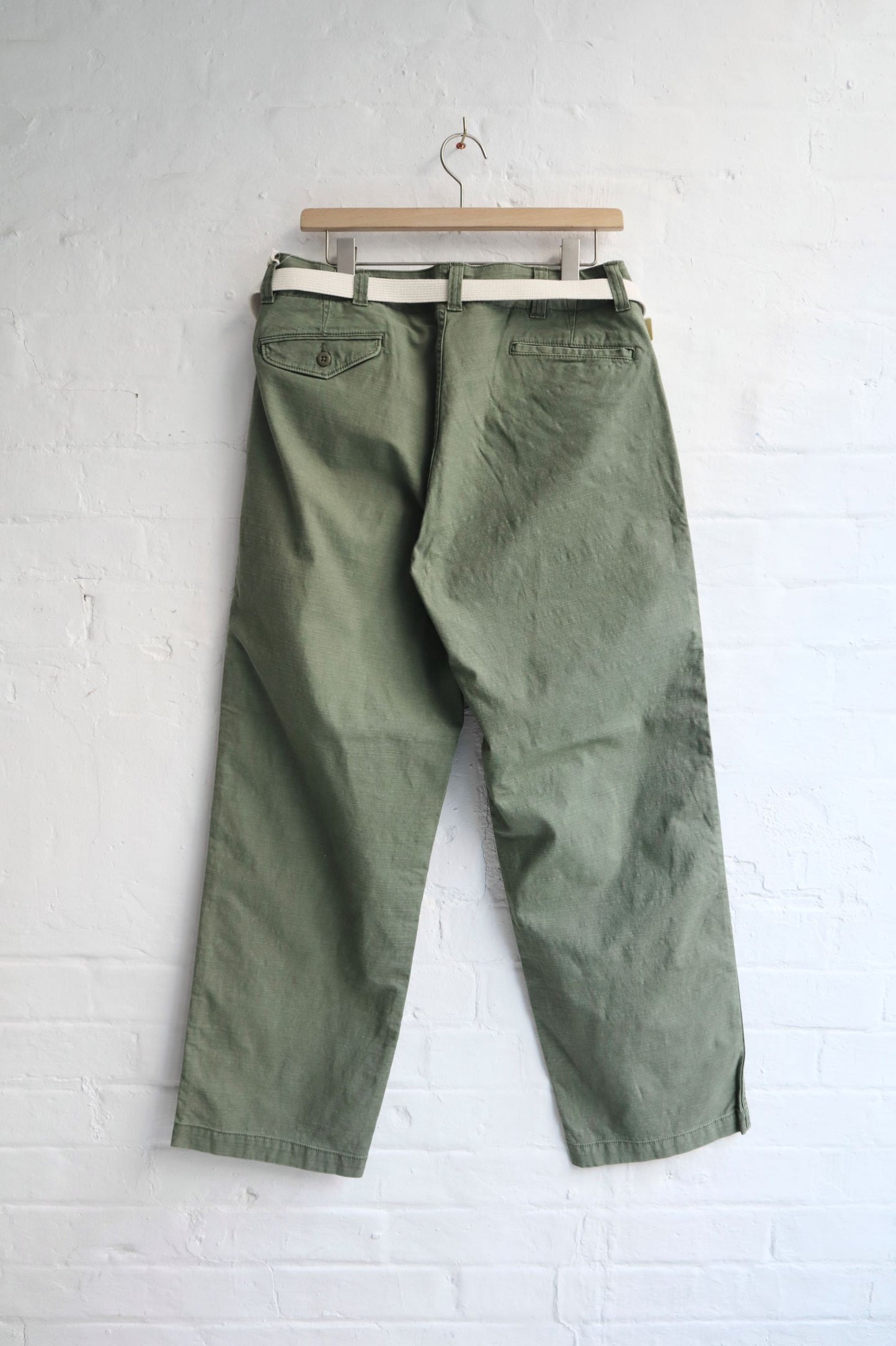 Master & Co. - Regular Chino (Belted), Olive