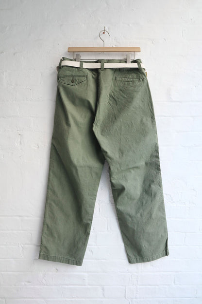 Master & Co. - Regular Chino (Belted), Olive