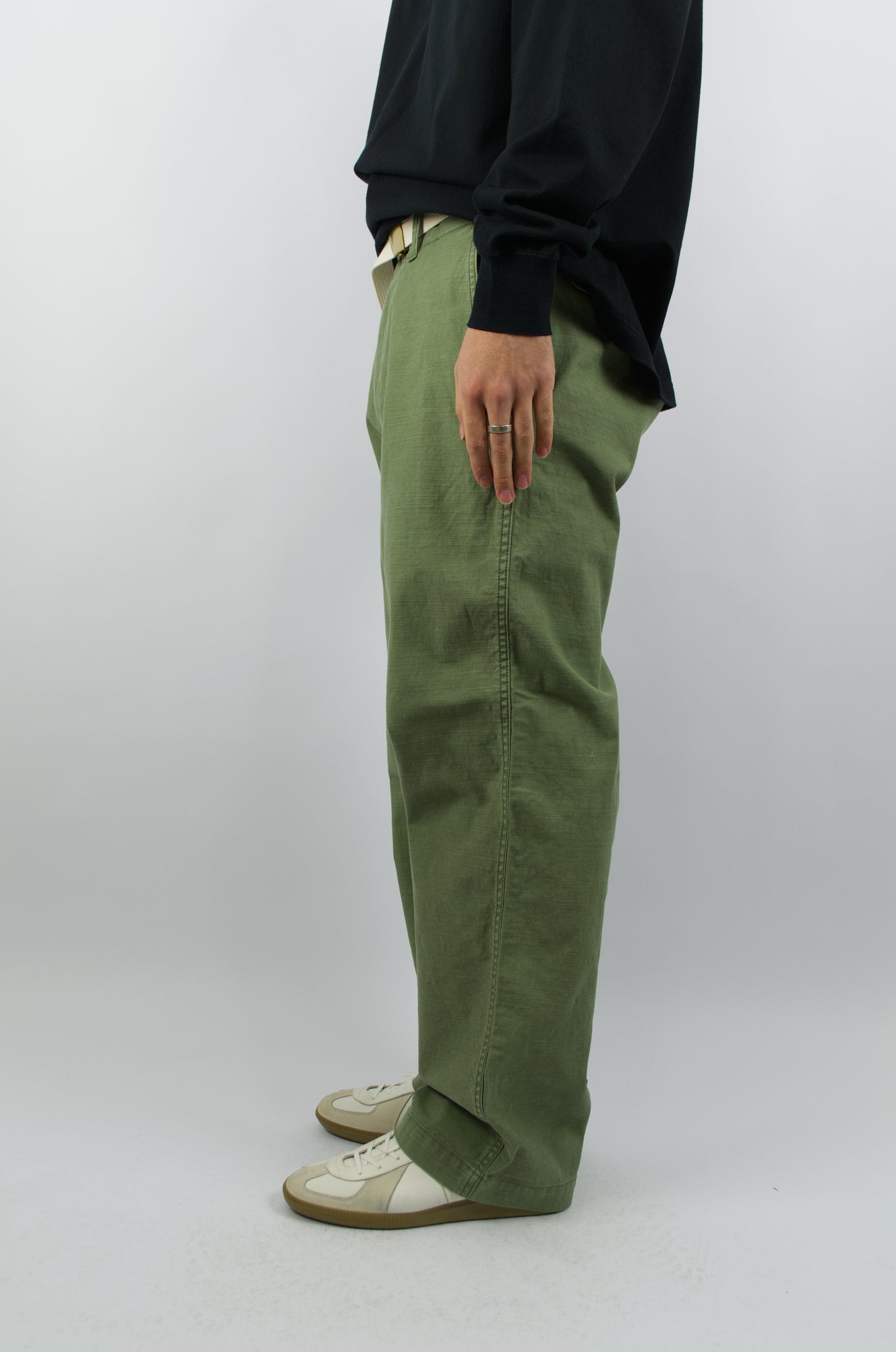 Master & Co. - Regular Chino (Belted), Olive