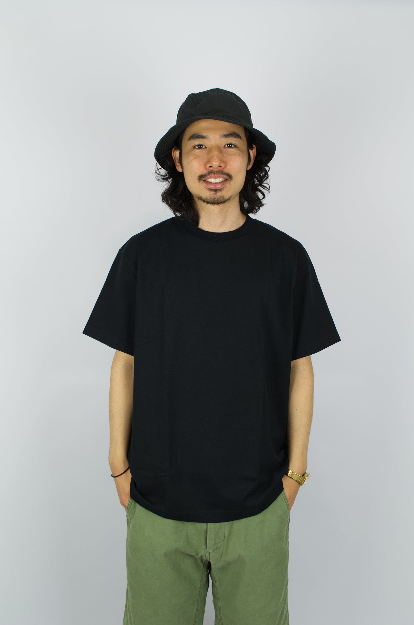 SUNNYSIDERS_YONETOMI_Yonetomi - 'New Basic' Short Sleeve T-Shirt, Black_T-Shirts